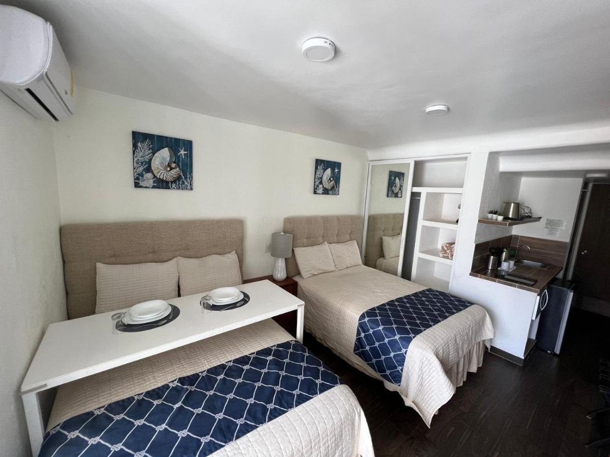 Sky Inn Acapulco Y Condominio Mediterrane Zewnętrze zdjęcie