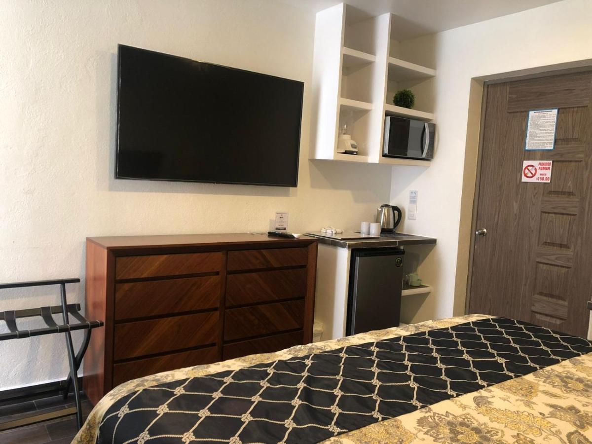 Sky Inn Acapulco Y Condominio Mediterrane Zewnętrze zdjęcie