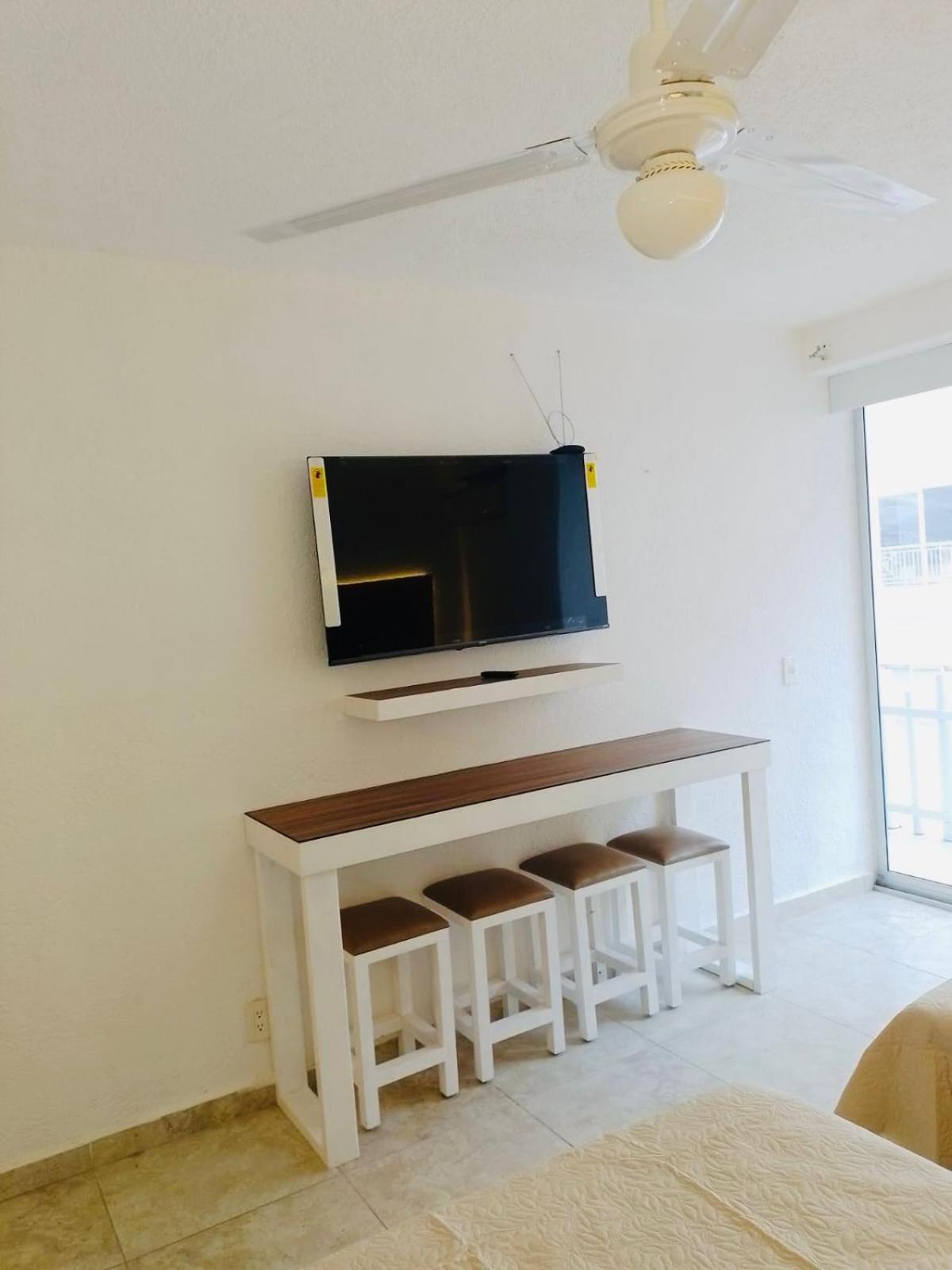 Sky Inn Acapulco Y Condominio Mediterrane Zewnętrze zdjęcie